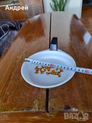 Стар емайлиран омлетен тиган,тиганче #15, снимка 4 - Други ценни предмети - 48678214