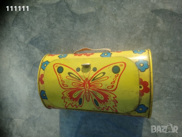 Кутия метална от комунистическо време  много запазена , снимка 3 - Колекции - 31230837