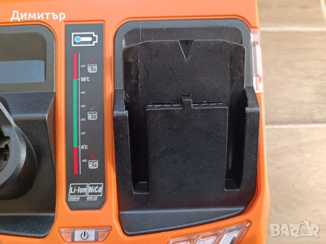 AEG BLK1218 комбинирано зарядно за зареждане от мрежа/автомобил, снимка 5 - Винтоверти - 48824595