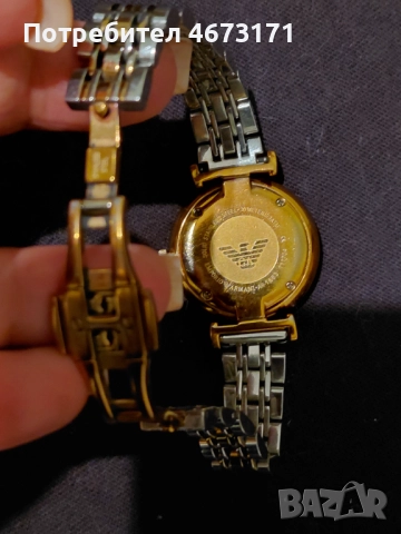 Часовник armani с батерия оригинален , снимка 2 - Дамски - 52712718