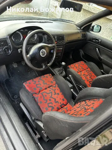 Продавам Vw Golf 4 2.3 VR5 150 кс на Части , снимка 8 - Автомобили и джипове - 48882623