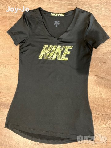 Оригинална NIKE pro, размер S, снимка 3 - Тениски - 40740144