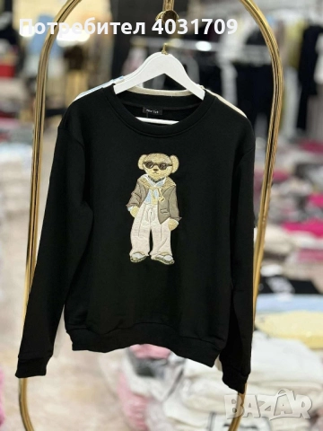 Блуза с мече 