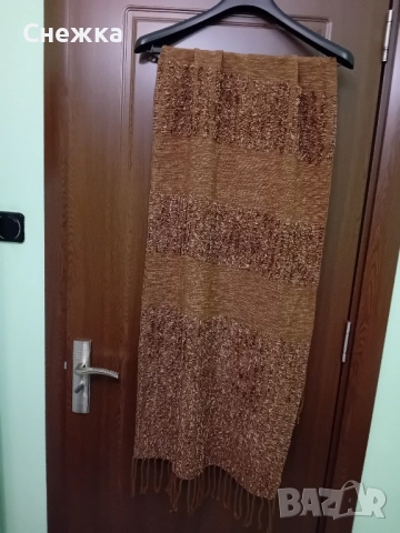 красив зимен шал