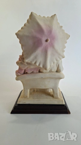 Фигура на влюбена двойка под чадър - L'Arte nel Mondo, Италия
, снимка 3 - Статуетки - 53965445