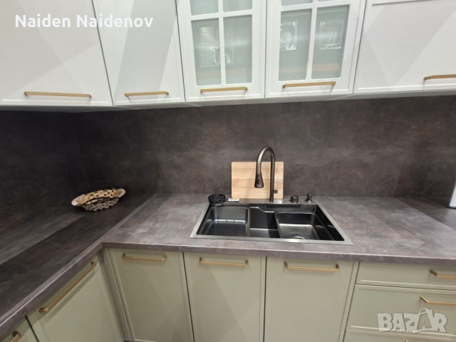 Луксозна кухненска мивка с водопаден смесител – пълен комплект 80x45 см