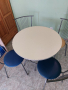 Кръгла маса с 4 стола, налични 4 комплекта, снимка 1 - Маси - 44713241