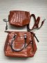 10 лева нов к-т дамска чанта и портмоне, снимка 1 - Чанти - 41911270