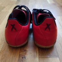 Футболни обувки, 32, снимка 4 - Детски маратонки - 37989741