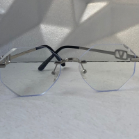 Valentino дамски прозрачни слънчеви очила Осмоъгълник с верижка синджир, снимка 10 - Слънчеви и диоптрични очила - 44623336