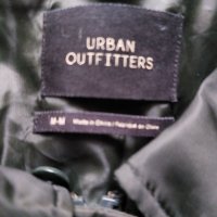 URBAN OUTFITTER - зелено яке/бомбър, снимка 3 - Якета - 42673759