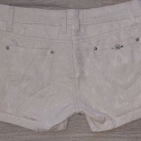 Къси дамски панталони , снимка 4 - Къси панталони и бермуди - 37307717