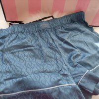 Victoria's Secret оригинално долнище пижама сатен размер М/Л, снимка 2 - Пижами - 42204291