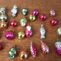Малки стъклени новогодишни играчки 60лв за всички , снимка 2 - Колекции - 40700254