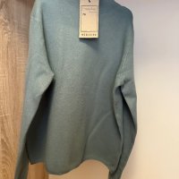 Нов пуловер “Medicine”, размер S/M, снимка 1 - Блузи с дълъг ръкав и пуловери - 44475349