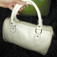 🌼🍀🌼Дамска нова стилна чанта от мека кожа в цвят ''крем'', подходяща за поводи!🌼🍀🌼, снимка 3 - Чанти - 30354113