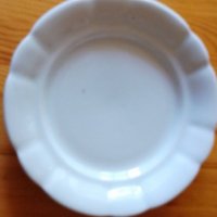 Порцеланови чинии - използвани и нови, снимка 7 - Чинии - 37285613