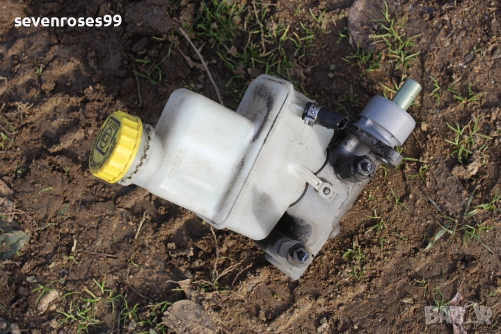 Казанче спирачна течност с помпа Фиат Пунто 2 2001 1.2i 60 Fiat Punto 2  2/3врати, снимка 1