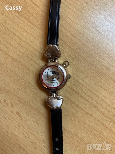 Часовник Hello Kitty, снимка 1