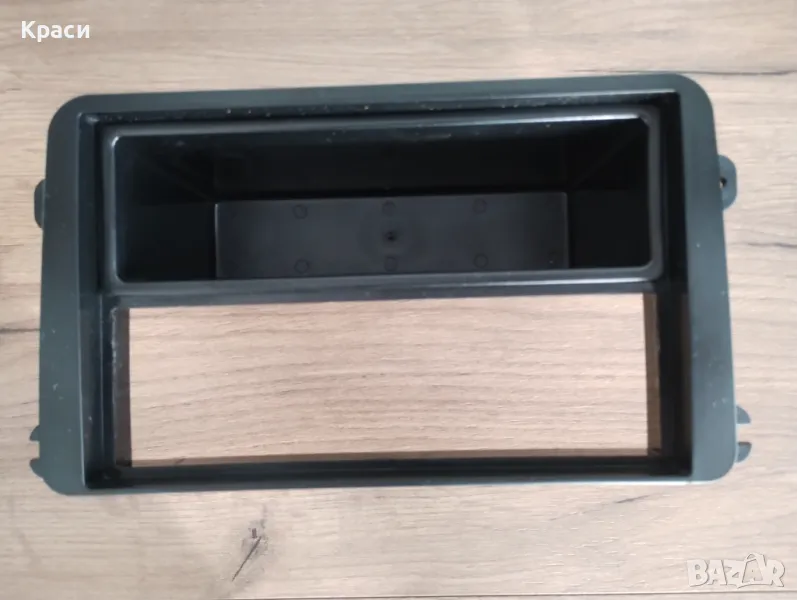 Рамка за табло VW Golf 5 2003 г., снимка 1