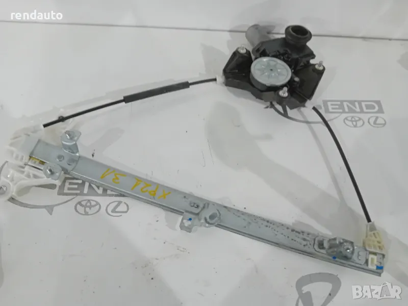 85720-0d560  Заден ляв стъклоповдигач  toyota yaris cross 1.5 hybrid 2019-2024, снимка 1