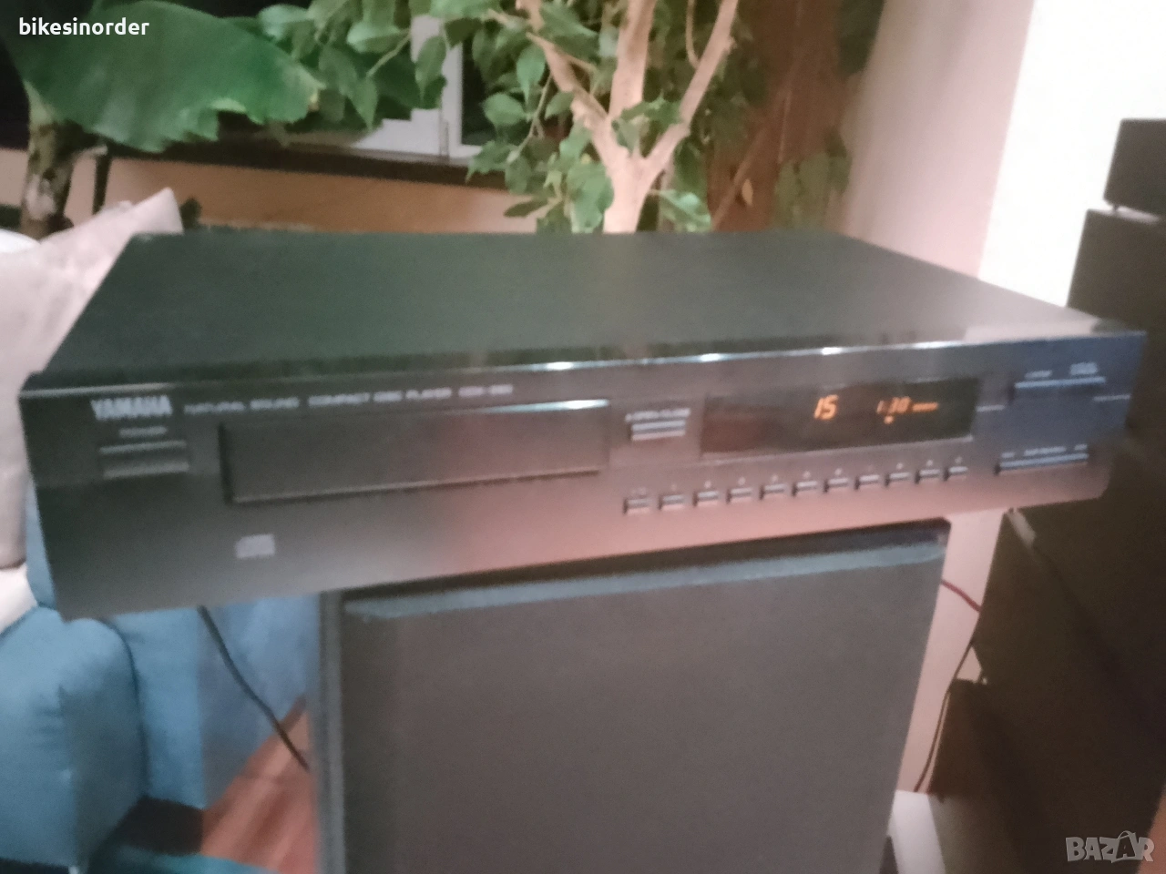 Yamaha CDX 390 безупречен CD плейър , снимка 1