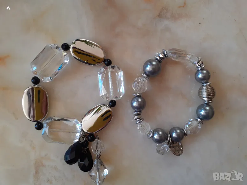 Гривни от AVON, снимка 1