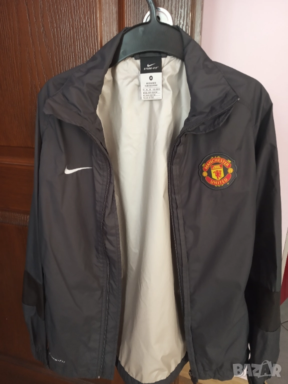 Ветровка Manchester United , снимка 1