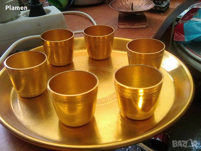 Сервиз от 6 алуминиеви чашки по 30 грама и поднос, снимка 1