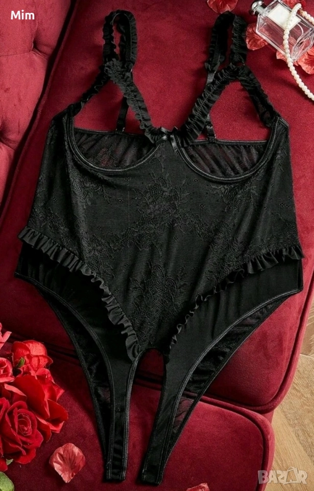 4XL Черно дантелено боди с отворен бюст и дъно , снимка 1