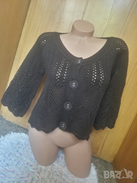 Тъмно кафява къса жилетка плетиво на дупки М/Л, снимка 1