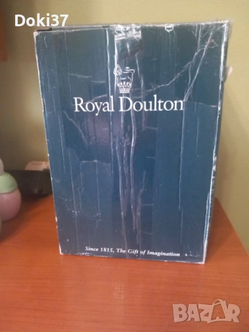 Порцеланова кукла ROYAL DOULTON , снимка 7 - Антикварни и старинни предмети - 52910249