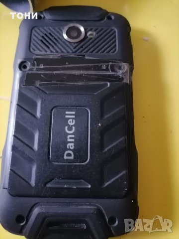  Смартфон DANCEL, снимка 2 - Телефони с две сим карти - 32122234