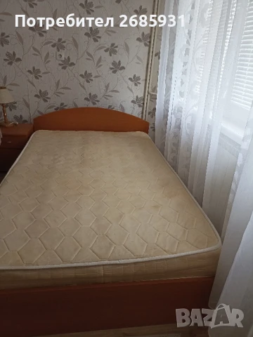 Комплект легло,скрин и нощно шкафче , снимка 2 - Спални и легла - 51014059