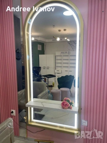 Дизайнерско огледало с LED осветление – чисто ново, снимка 2 - Огледала - 53887032