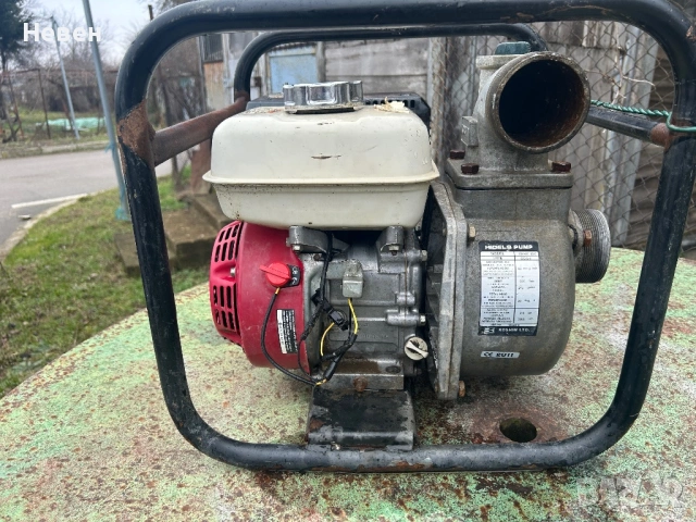 Бензинова помпа 3 цола в много-добро състояние, снимка 2 - Напояване - 53296356