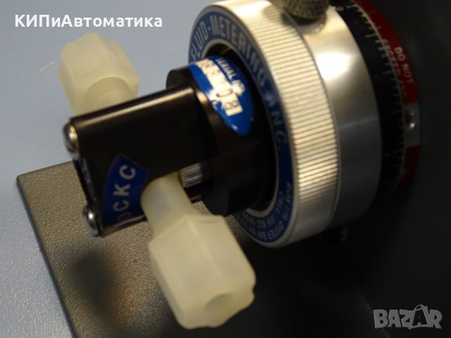 дозираща помпа Fluid-Metering-Inc 300-031R 220V 0-15ml/min, снимка 4 - Резервни части за машини - 37178083