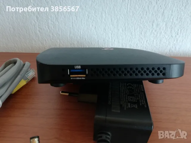 B Box Andoird IPTV BOX UPD-BJ00R, снимка 4 - Приемници и антени - 50116487