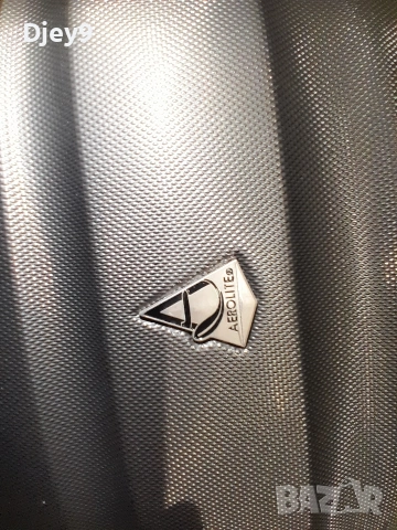 голям пътнически куфар aerolite с колелца и мн.други 
