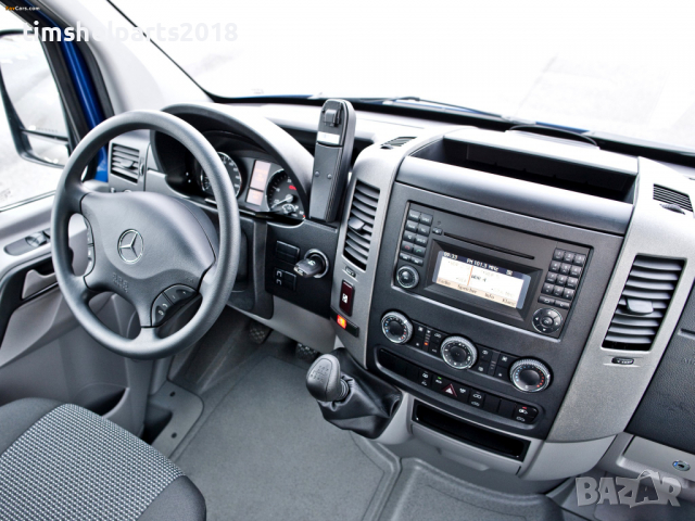 Маншон за скоростен лост с рамка MERCEDES SPRINTER W906, VW CRAFTER след 2006, снимка 3 - Аксесоари и консумативи - 36544448