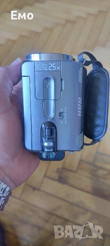 Камкордер Sony DCR-SR52, снимка 5 - Камери - 51219010