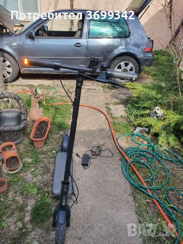 Електрическа тротинетка Segway F2 pro, снимка 2 - Велосипеди - 54173381