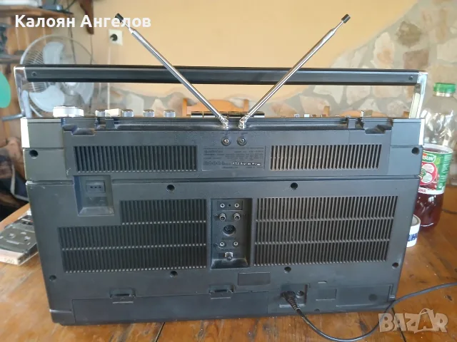 Хитачи TRK 8180, снимка 2 - Радиокасетофони, транзистори - 56426885