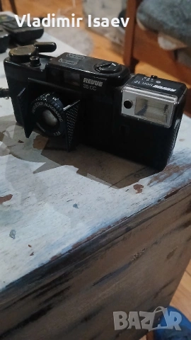 Фотоапарат. REVUE tron 12