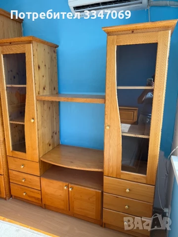 Трикрилен гардероб + секция, снимка 2 - Гардероби - 51319918