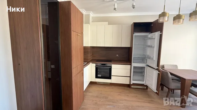 Тристаен обзеведен в нова модрна сграда 