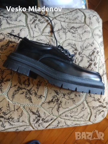 Продавам чисто нови обувки., снимка 4 - Ежедневни обувки - 52718042