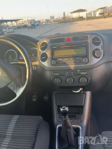 Vw Tiguan 2.0 tdi 4x4, снимка 10 - Автомобили и джипове - 52861680
