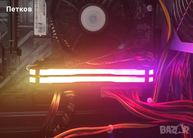 RAM Corsair Vengeance RGB Pro 16GB(2x8GB) DDR4 3200MHz, снимка 4 - RAM памет - 54281789
