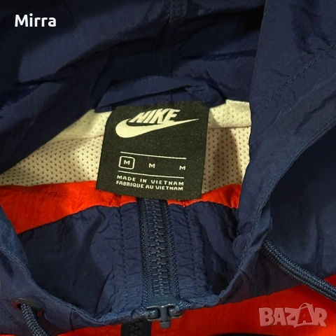 Nike Windbreaker Ветровка, снимка 2 - Спортни дрехи, екипи - 52044605